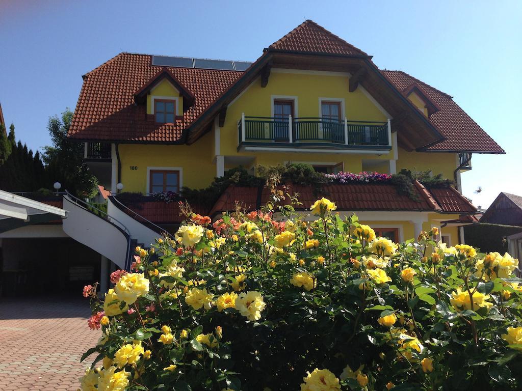 Haus Rose Leilighet Wenigzell Eksteriør bilde